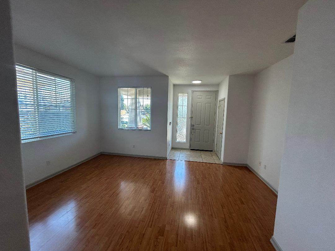 https://bt-photos.global.ssl.fastly.net/sacramento/orig_boomver_1_561202465-2.jpg