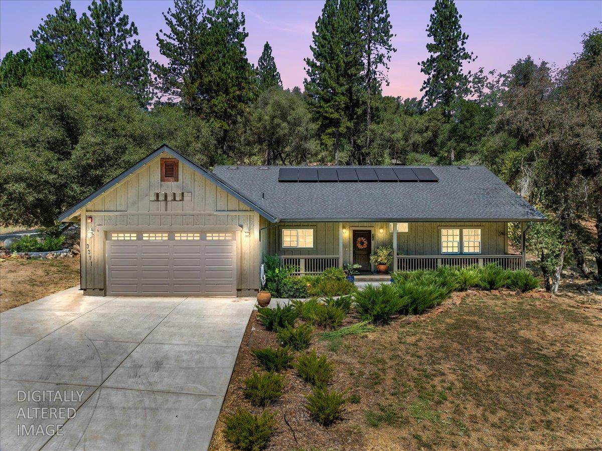3311 Cascade Trail - Photo 1