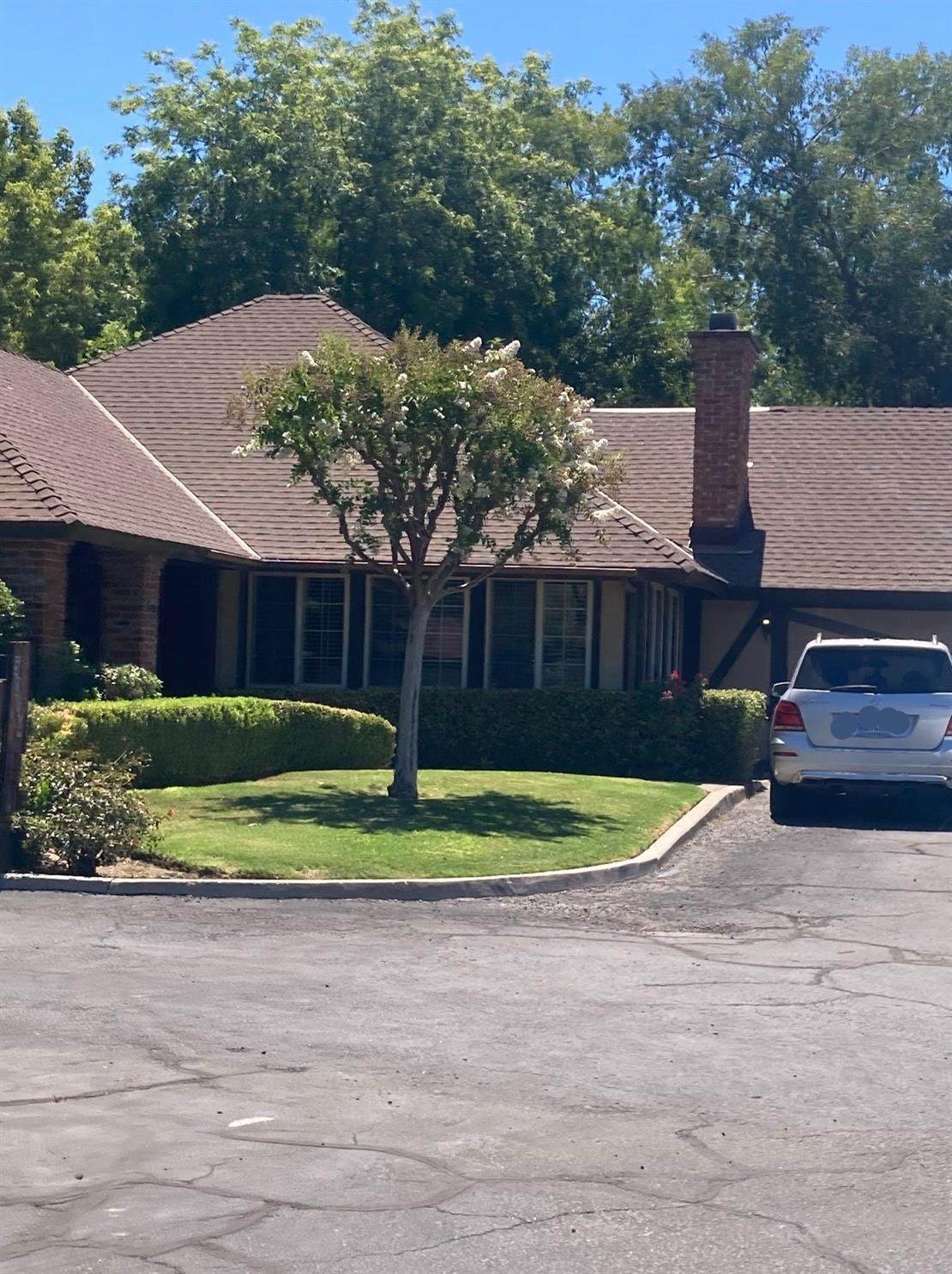 5054 Forkner Avenue - Photo 1