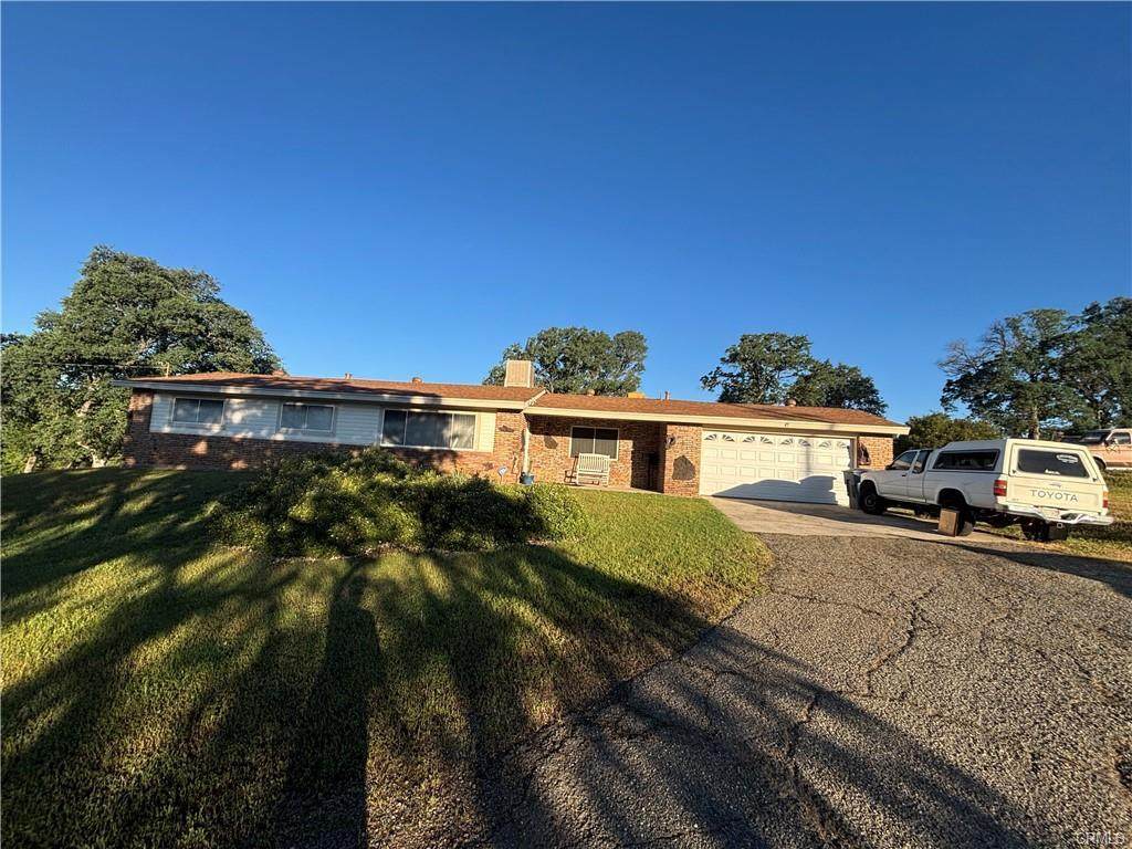 5 Fairhill Drive - Photo 1