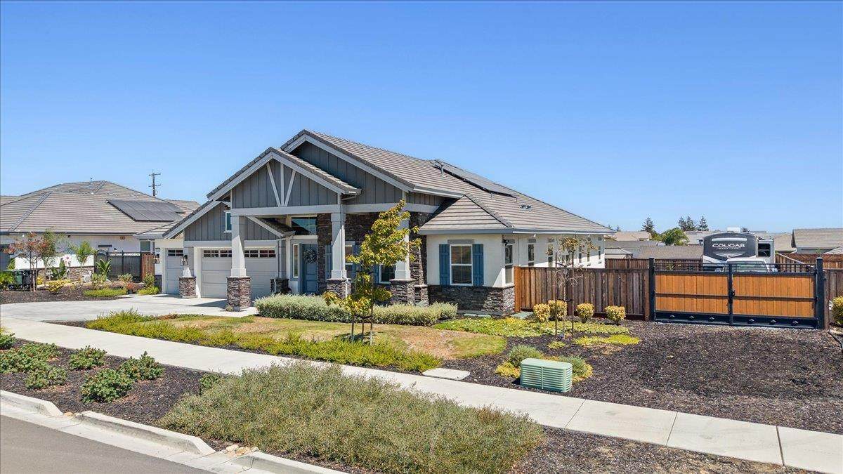 https://bt-photos.global.ssl.fastly.net/sacramento/orig_boomver_1_561208669-2.jpg