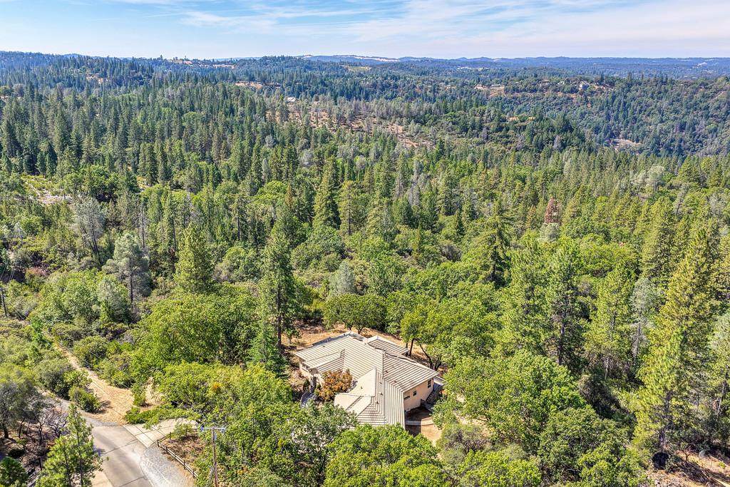 2120 Bear Rock Rd - Photo 1