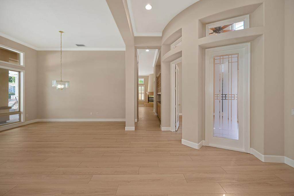 https://bt-photos.global.ssl.fastly.net/sacramento/orig_boomver_1_561214740-2.jpg