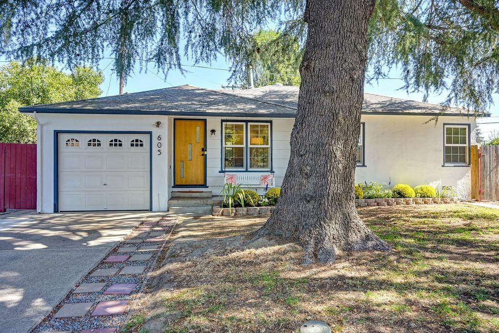 605 Westacre Road - Photo 1