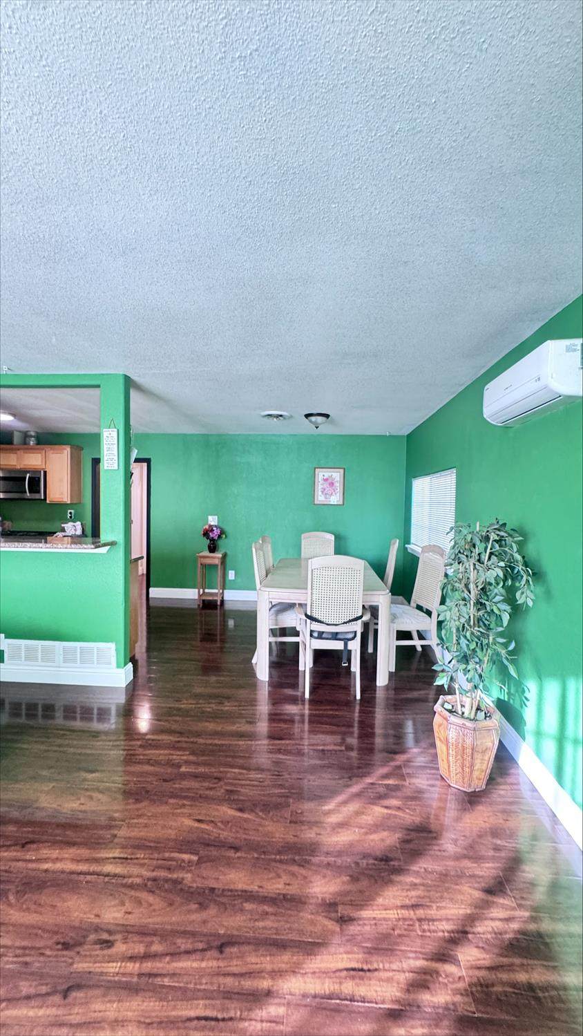 https://bt-photos.global.ssl.fastly.net/sacramento/orig_boomver_1_561216038-2.jpg