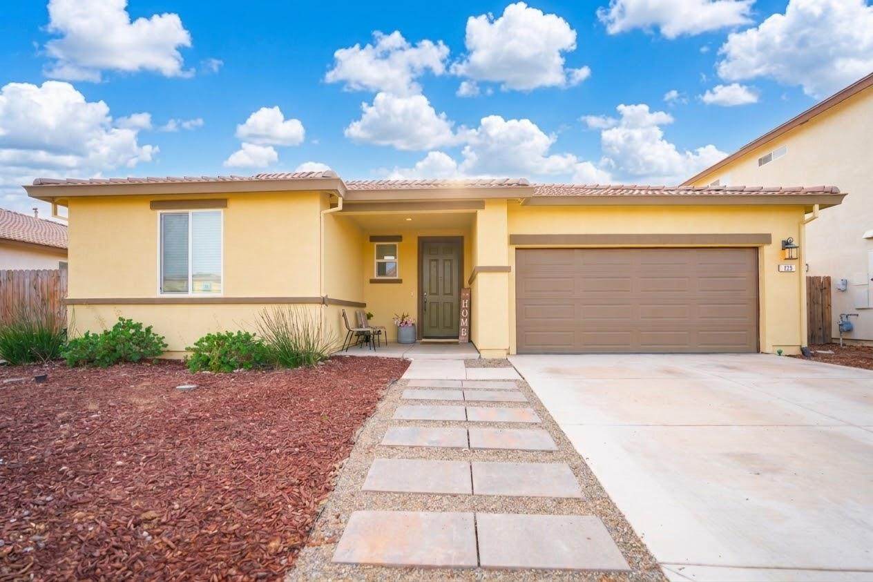 329 Lolly Way - Photo 1