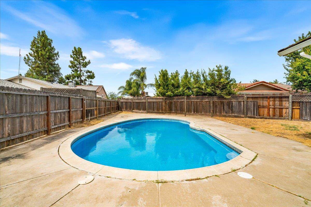 https://bt-photos.global.ssl.fastly.net/sacramento/orig_boomver_1_561216314-2.jpg