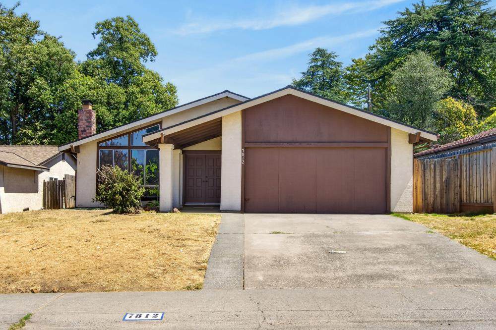 7812 Wooddale Way - Photo 1