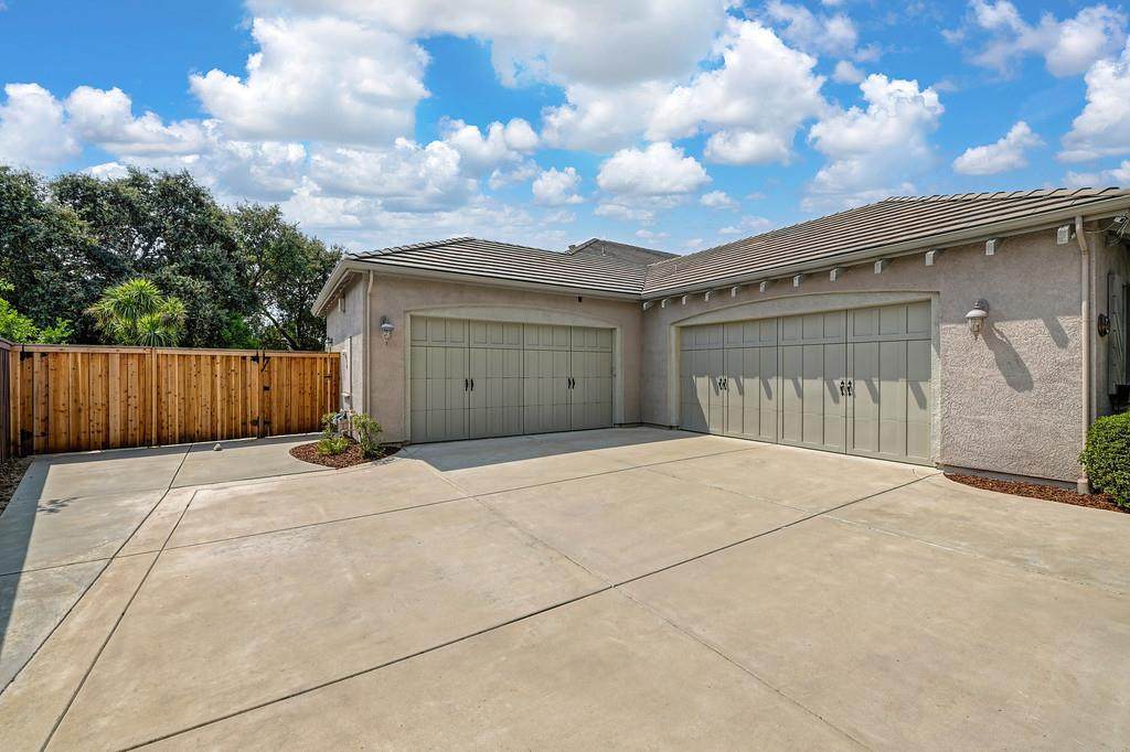 https://bt-photos.global.ssl.fastly.net/sacramento/orig_boomver_1_561216559-2.jpg