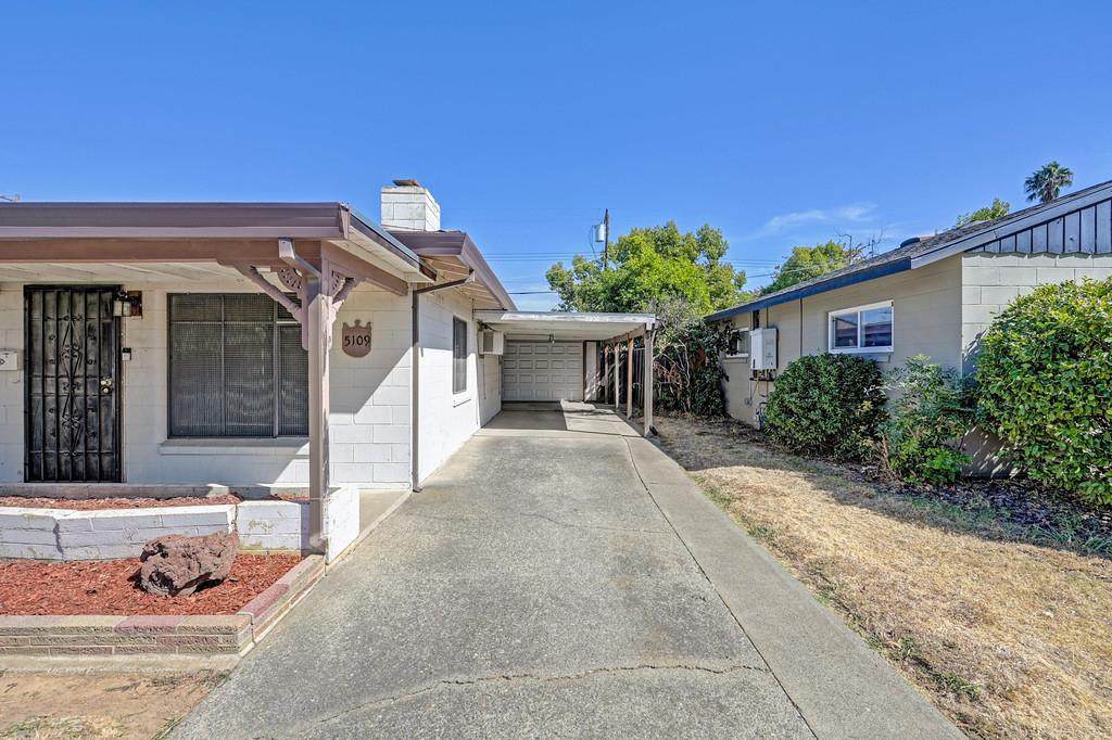 https://bt-photos.global.ssl.fastly.net/sacramento/orig_boomver_1_561226652-2.jpg