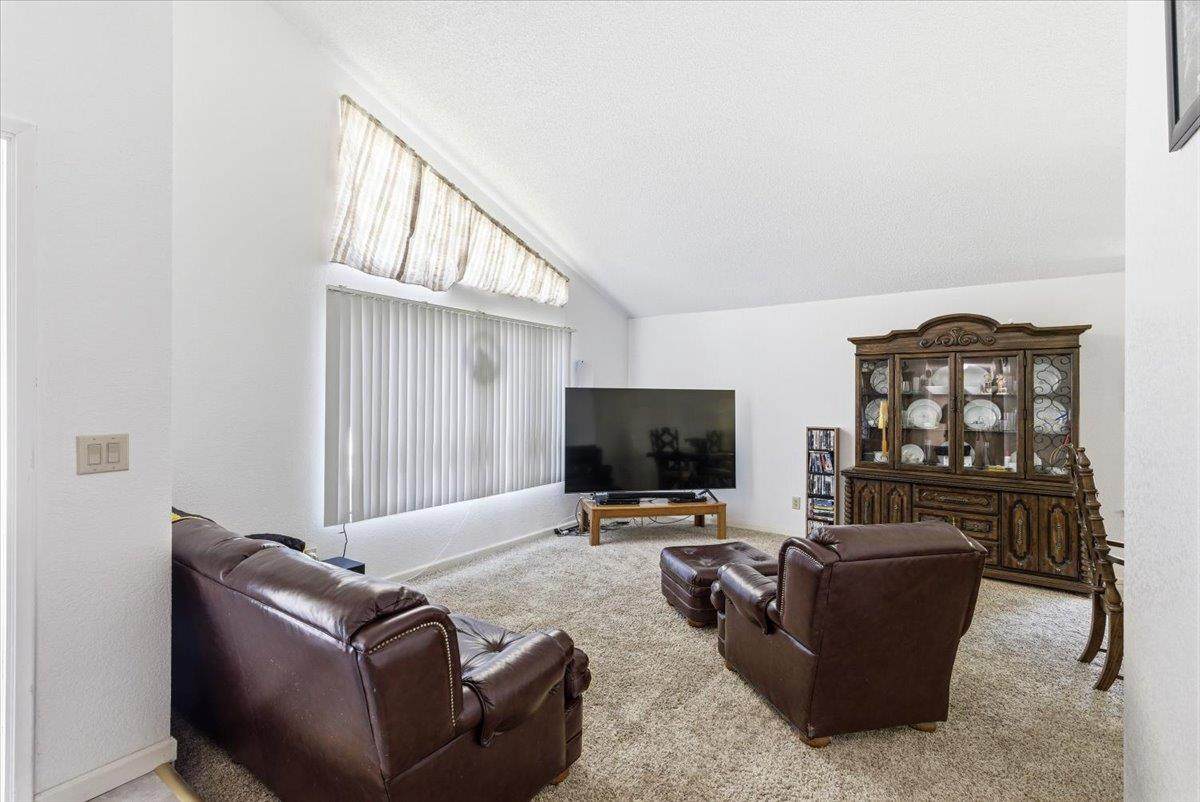 https://bt-photos.global.ssl.fastly.net/sacramento/orig_boomver_1_561229044-2.jpg