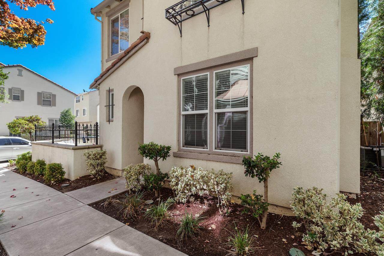 https://bt-photos.global.ssl.fastly.net/sacramento/orig_boomver_1_561229052-2.jpg
