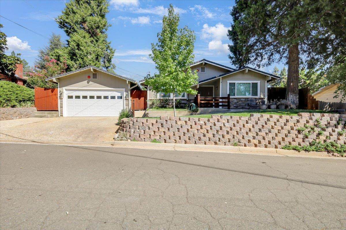 https://bt-photos.global.ssl.fastly.net/sacramento/orig_boomver_1_561229487-2.jpg