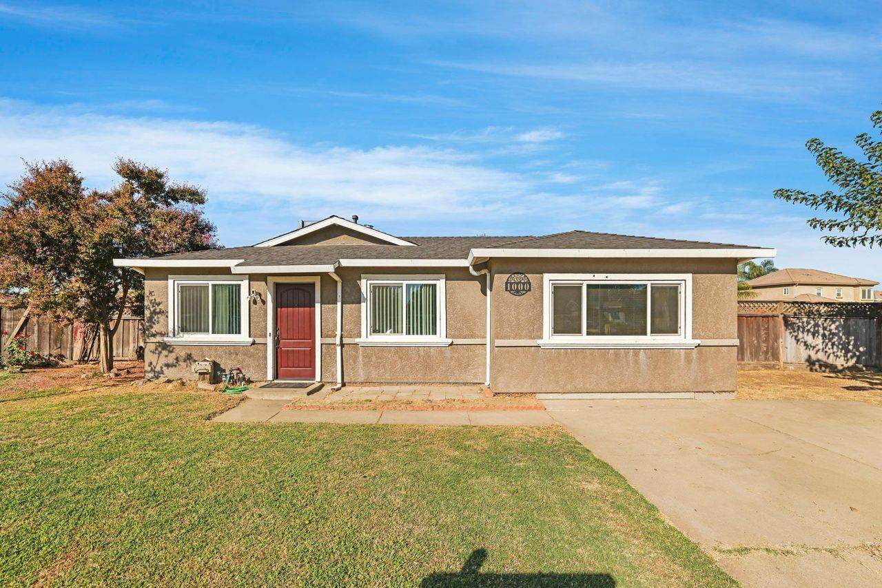 1000 Sunrise Court - Photo 1