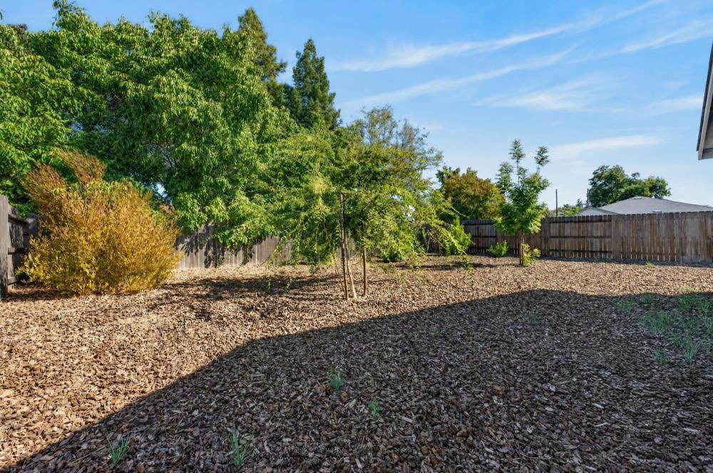 https://bt-photos.global.ssl.fastly.net/sacramento/orig_boomver_1_561229888-2.jpg