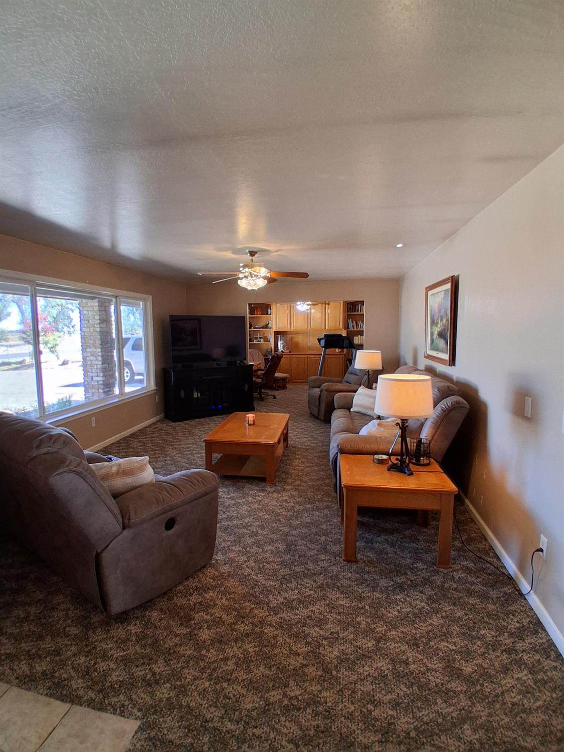 https://bt-photos.global.ssl.fastly.net/sacramento/1280_boomver_1_561230861-2.jpg