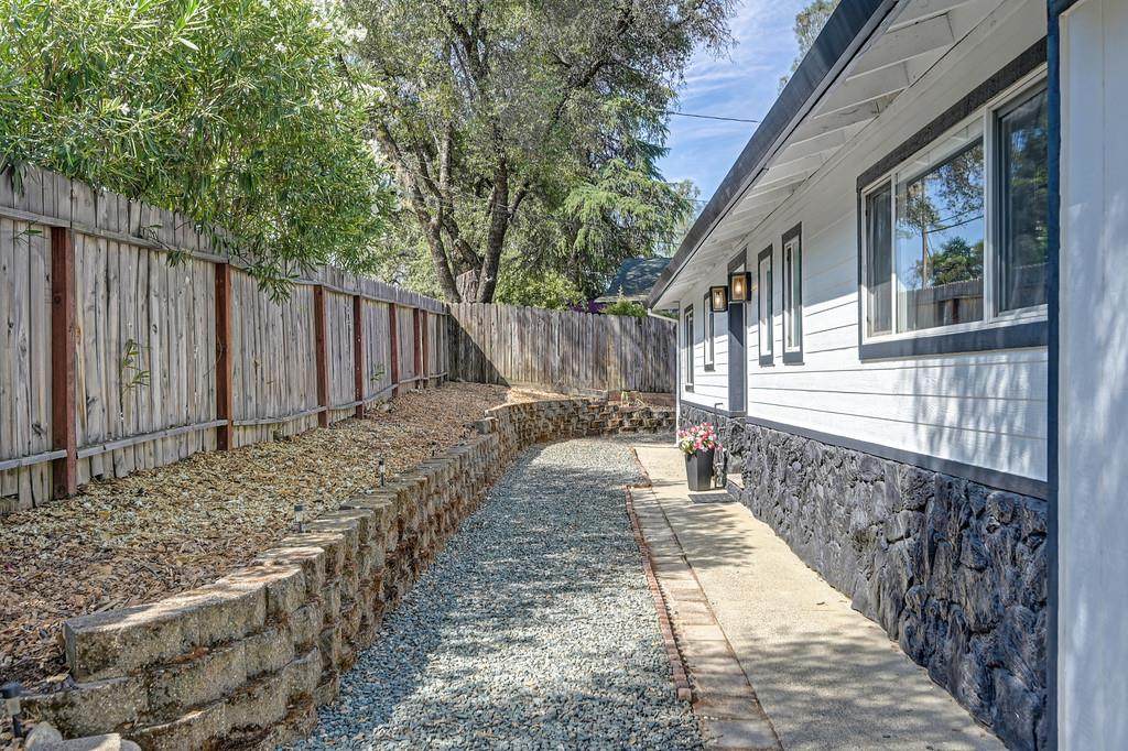 https://bt-photos.global.ssl.fastly.net/sacramento/orig_boomver_1_561231011-2.jpg