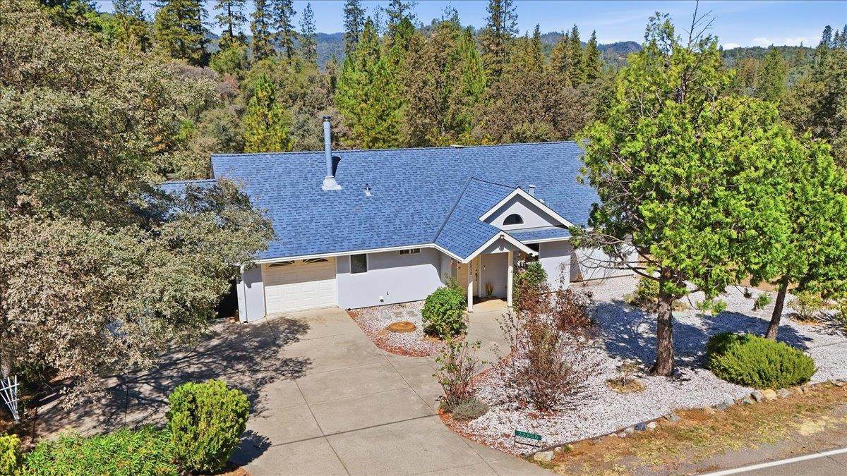 22858 Pleasant Valley Road - Photo 1