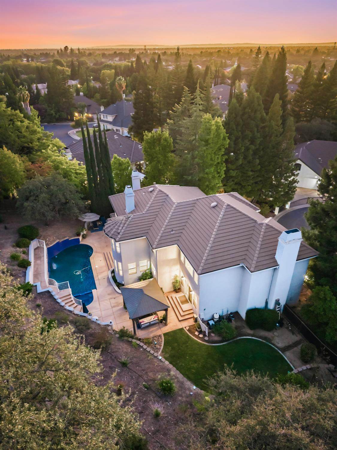 https://bt-photos.global.ssl.fastly.net/sacramento/1280_boomver_1_561231362-2.jpg
