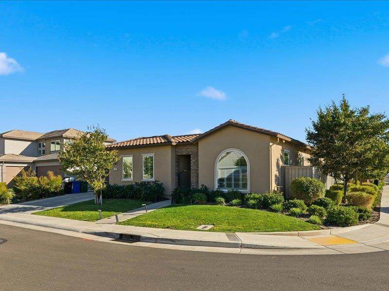 https://bt-photos.global.ssl.fastly.net/sacramento/orig_boomver_1_561231841-2.jpg