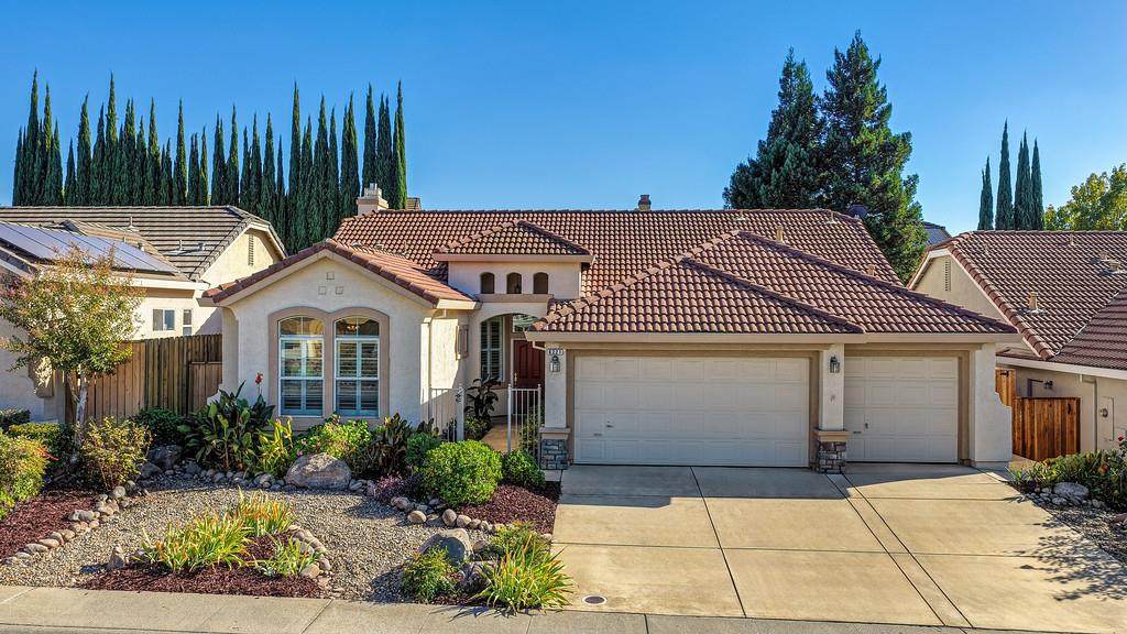 6221 Summer Cloud Drive - Photo 1