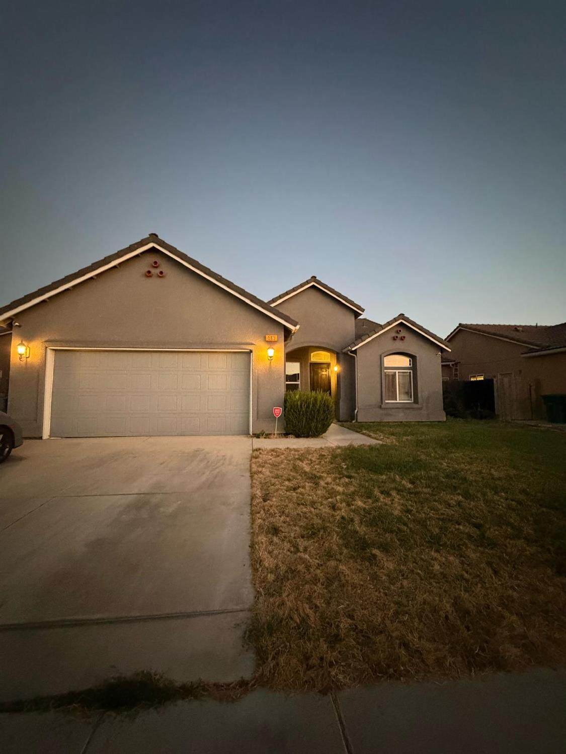565 Rockport Drive - Photo 1