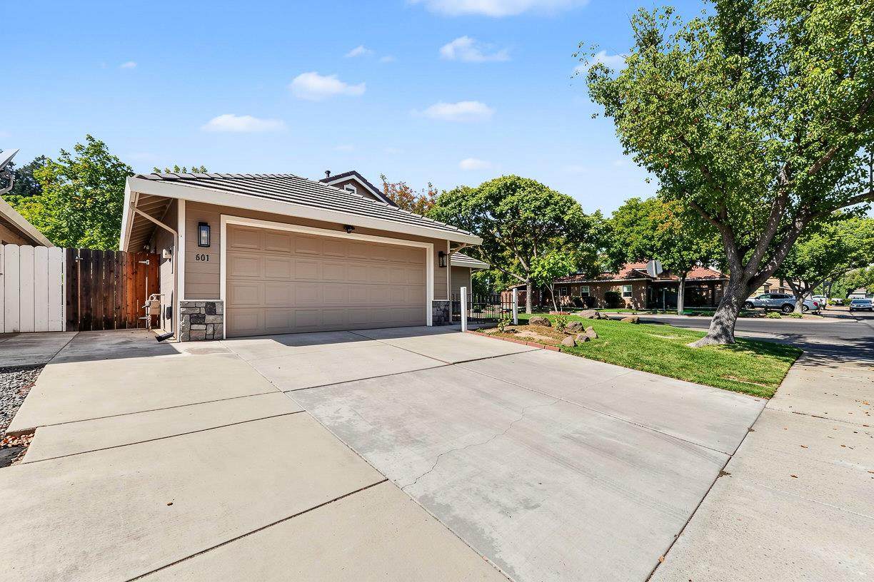 https://bt-photos.global.ssl.fastly.net/sacramento/orig_boomver_1_561232149-2.jpg