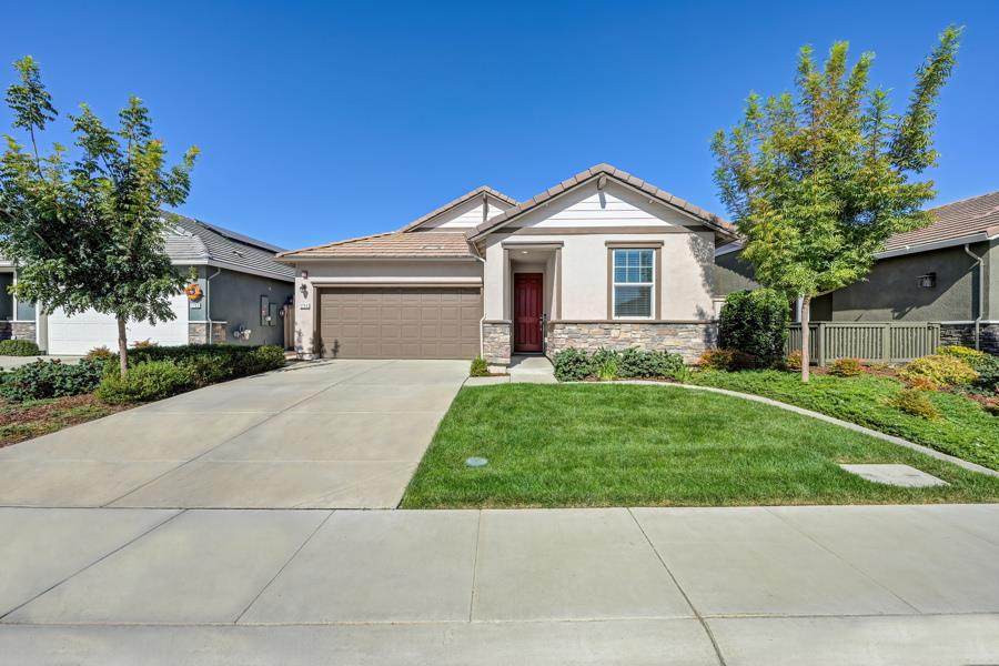 1711 Carson River Loop - Photo 1