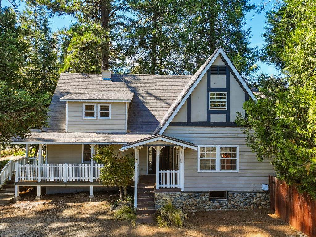 11568 Colfax Hwy - Photo 1