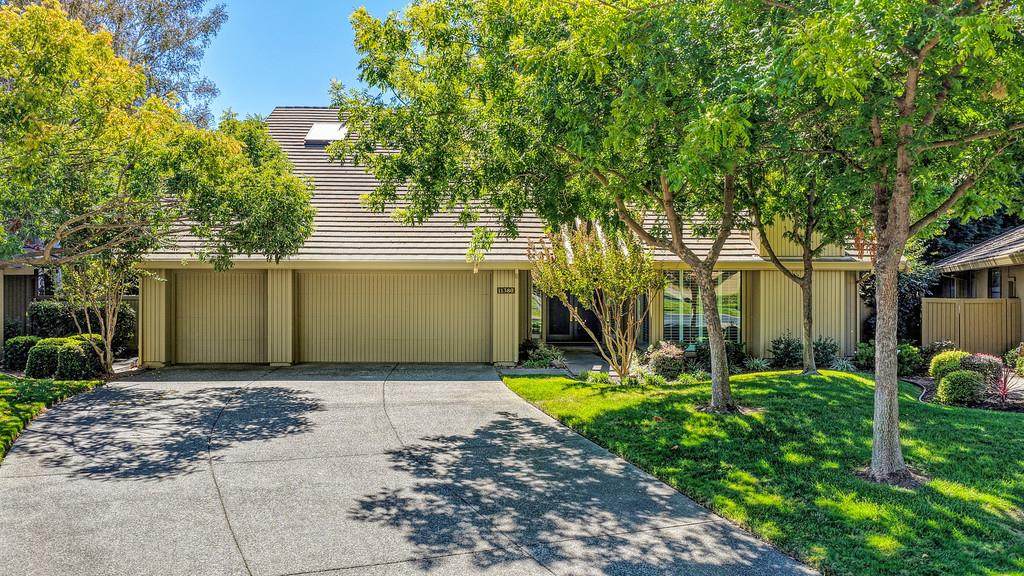11380 Huntington Village Lane - Photo 1