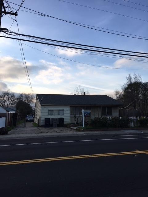 2671 Norwood Avenue - Photo 1