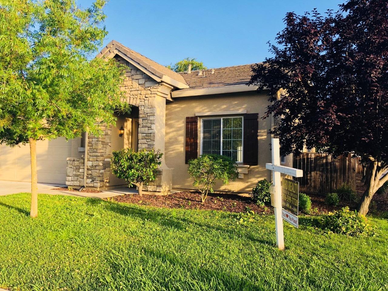 6000 Roswitha Court - Photo 1
