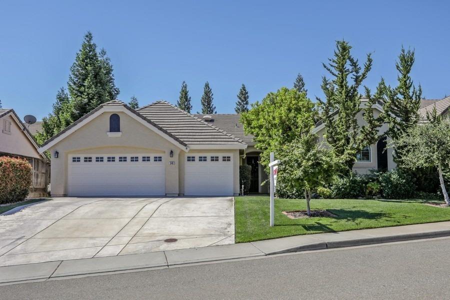 546 Sawka Drive - Photo 1