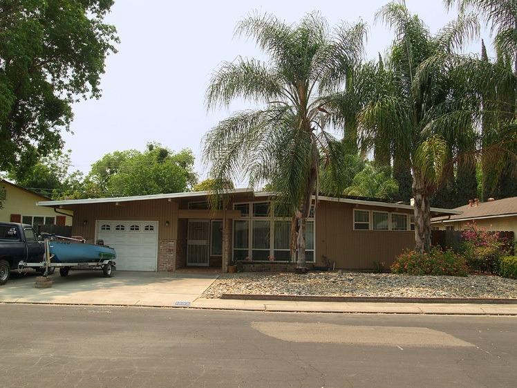1006 Middleton Court - Photo 1