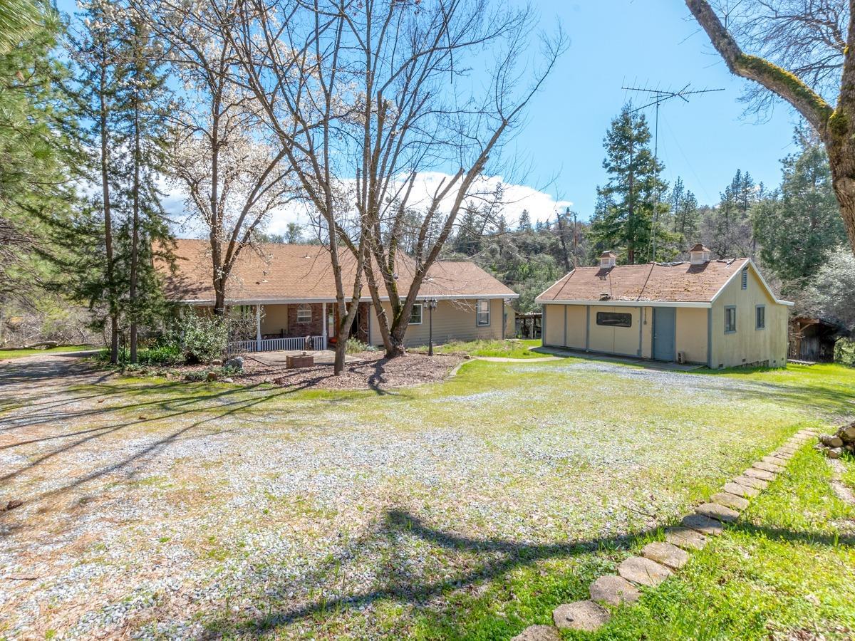 1747 Beals Road - Photo 1