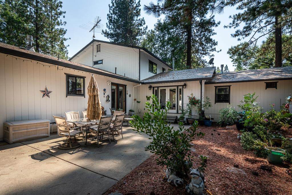 4353 Champion Ct - Photo 1