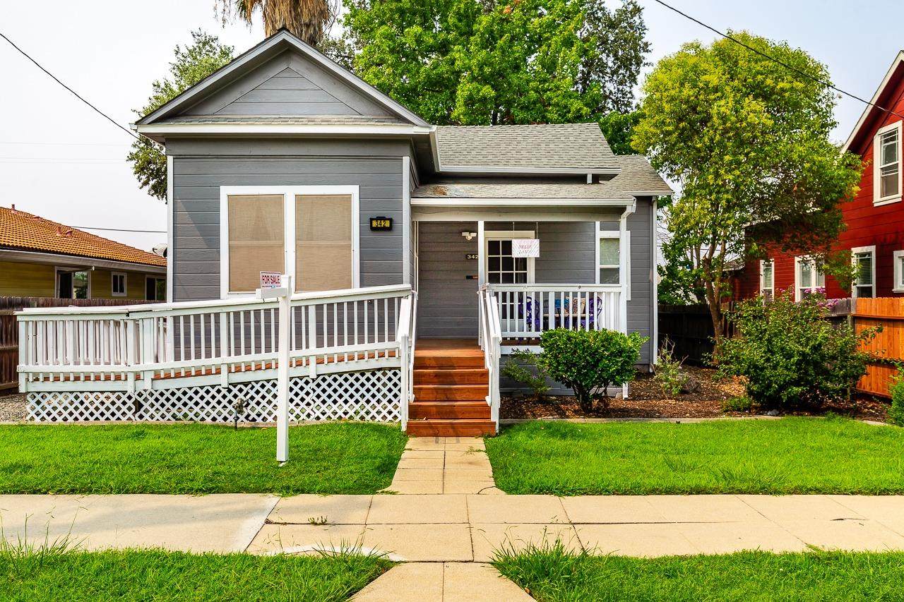 342 F Street - Photo 1