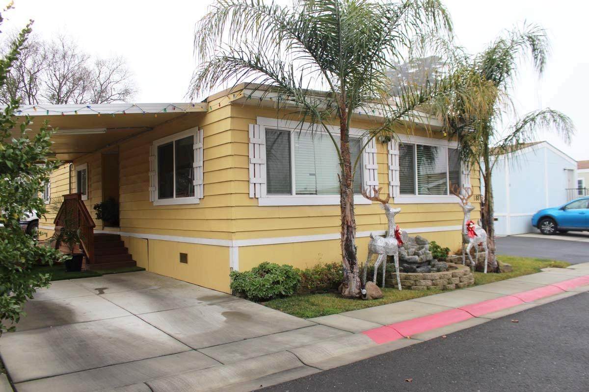 188 Harvey Way - Photo 1