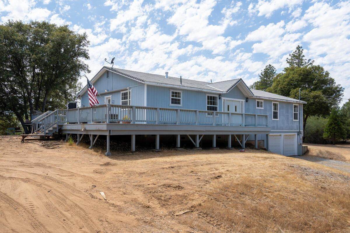 2700 Freshwater Lane - Photo 1