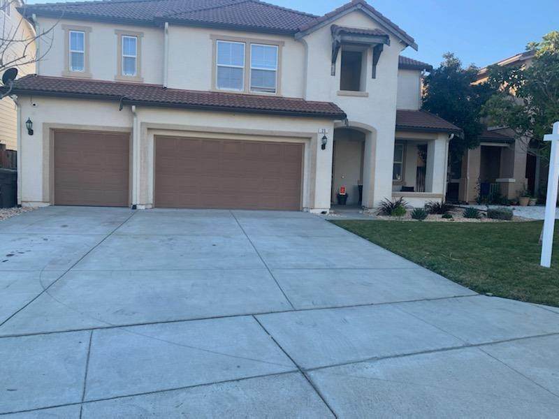 25 Diane Court - Photo 1