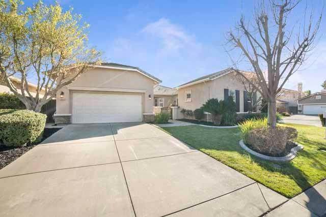 3800 Sundance Lake Court - Photo 1