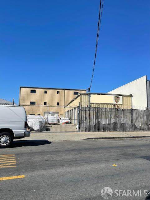 2431 Spring Street - Photo 1