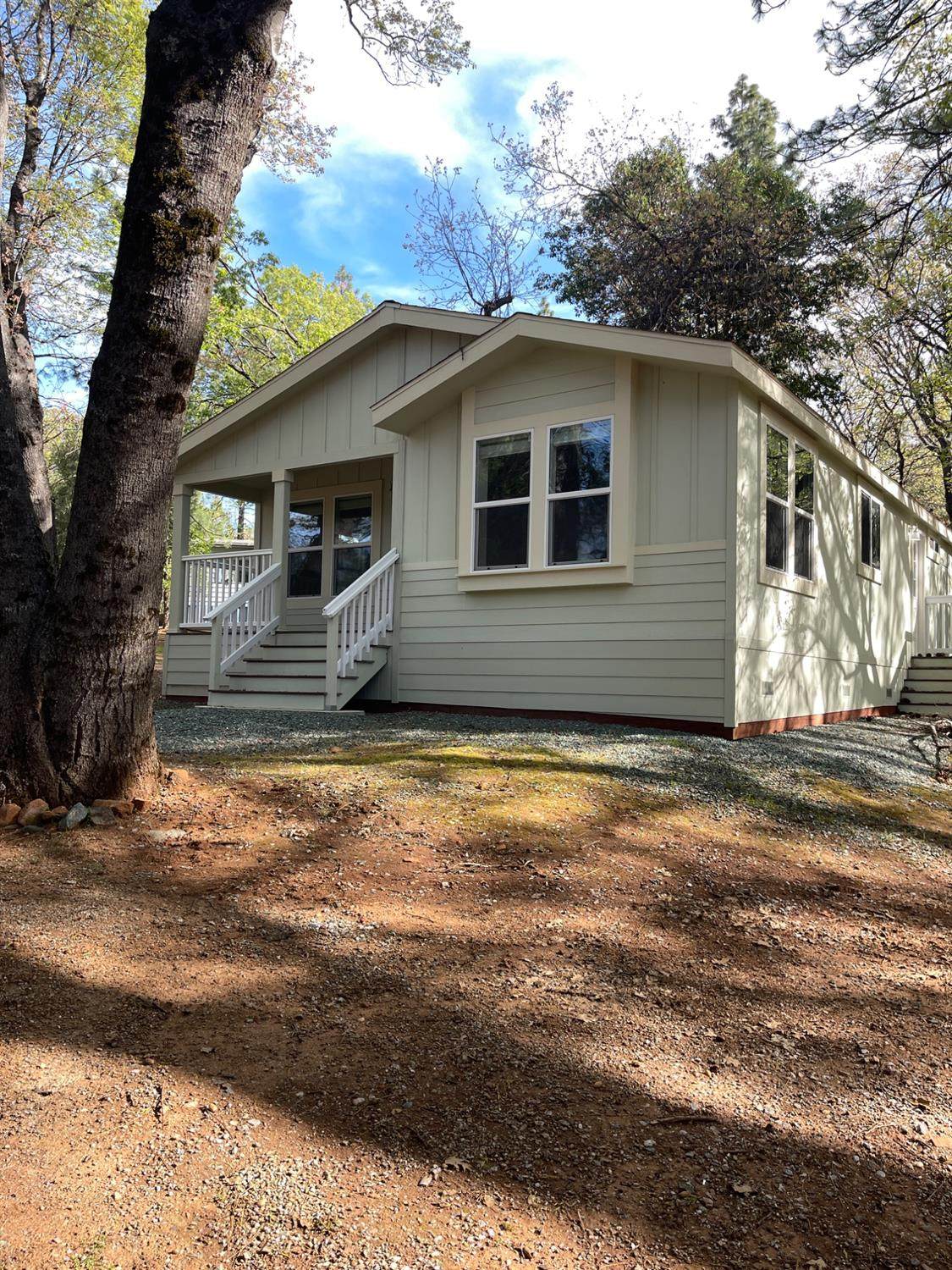 23750 Carson Dr - Photo 1