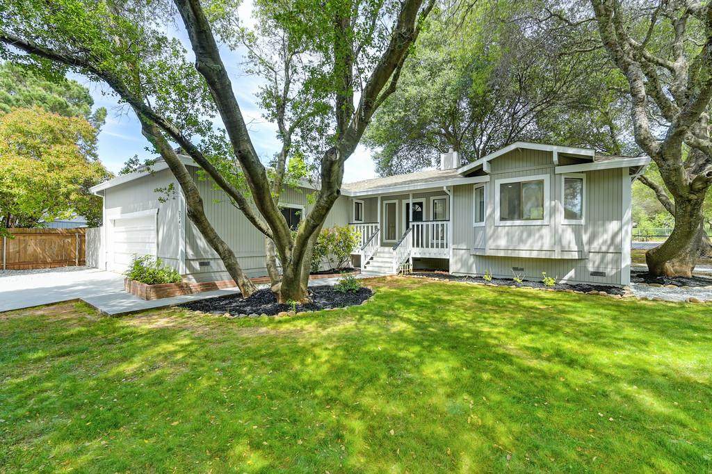 2741 La Crescenta Drive - Photo 1