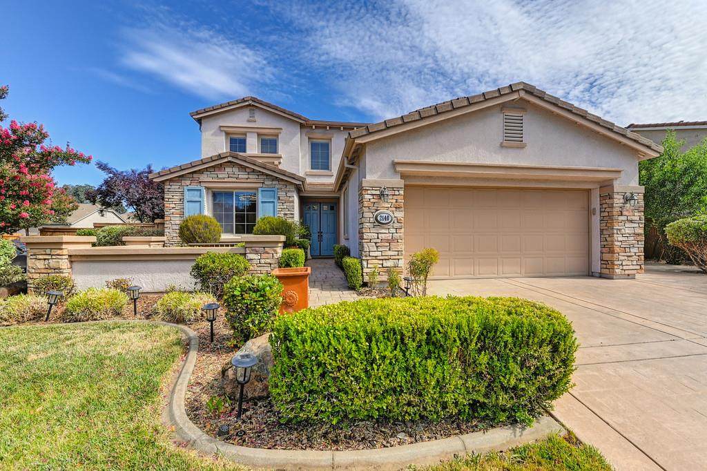 2140 Donovan Drive - Photo 1