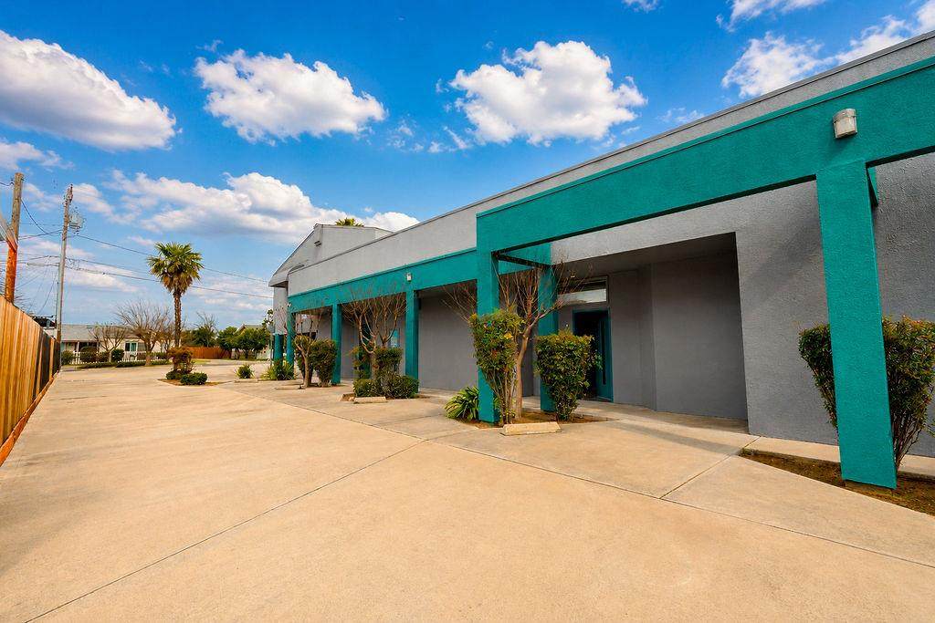 1016 Golden State Boulevard - Photo 1