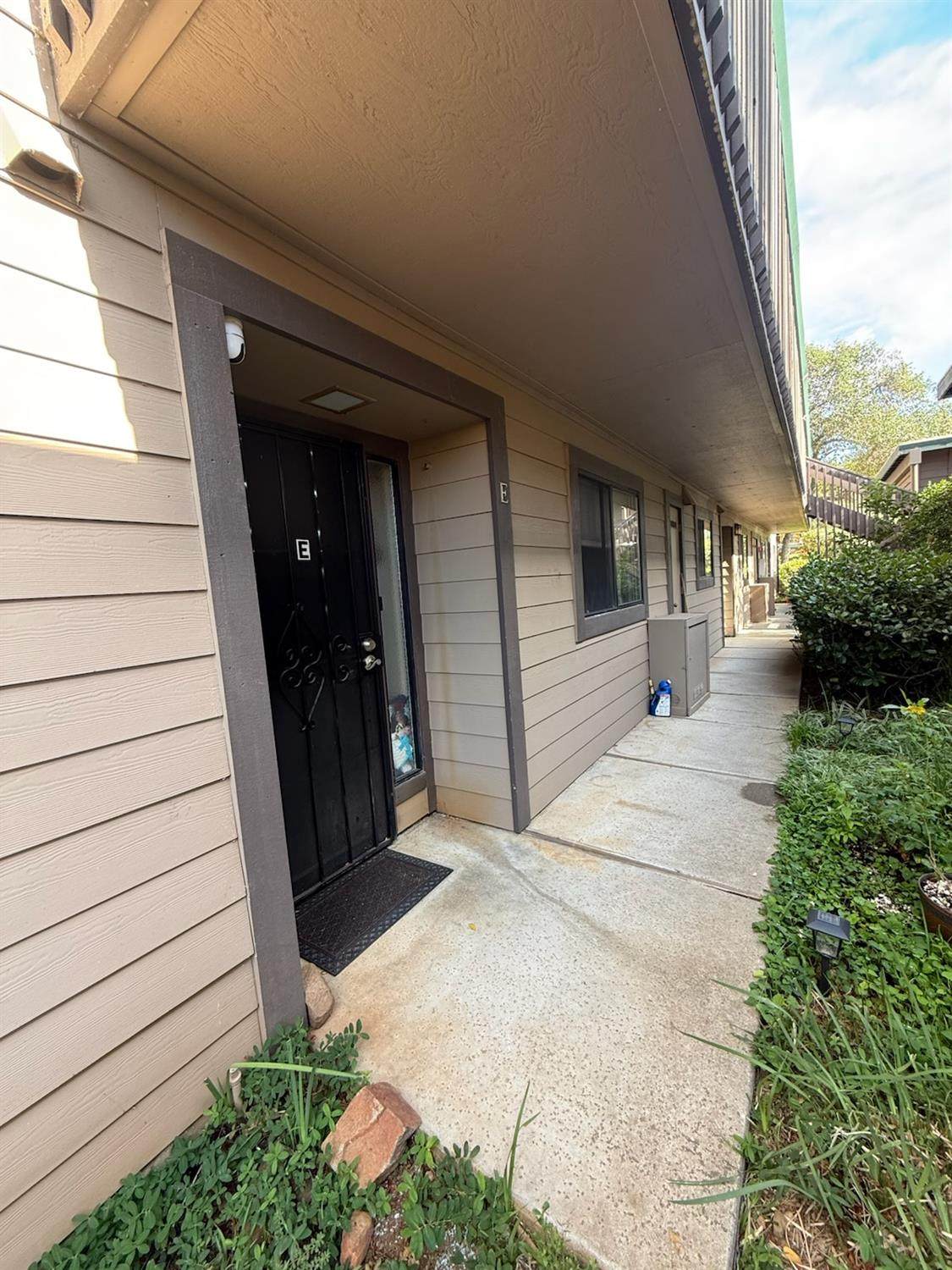 3100 Cambridge Road - Photo 1