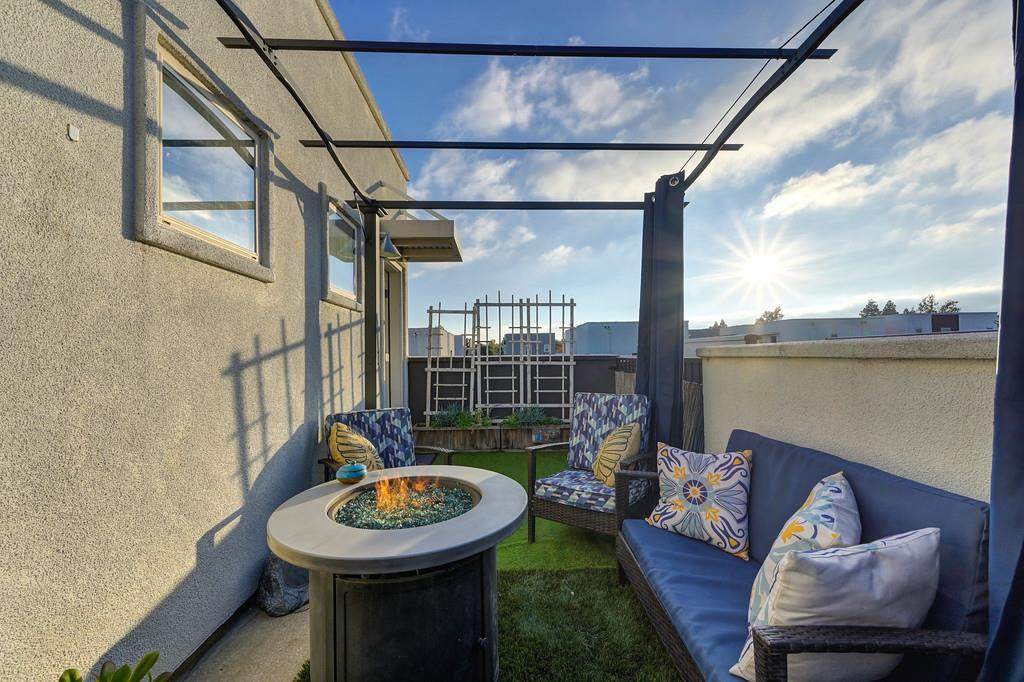 216 Box Lane - Photo 1