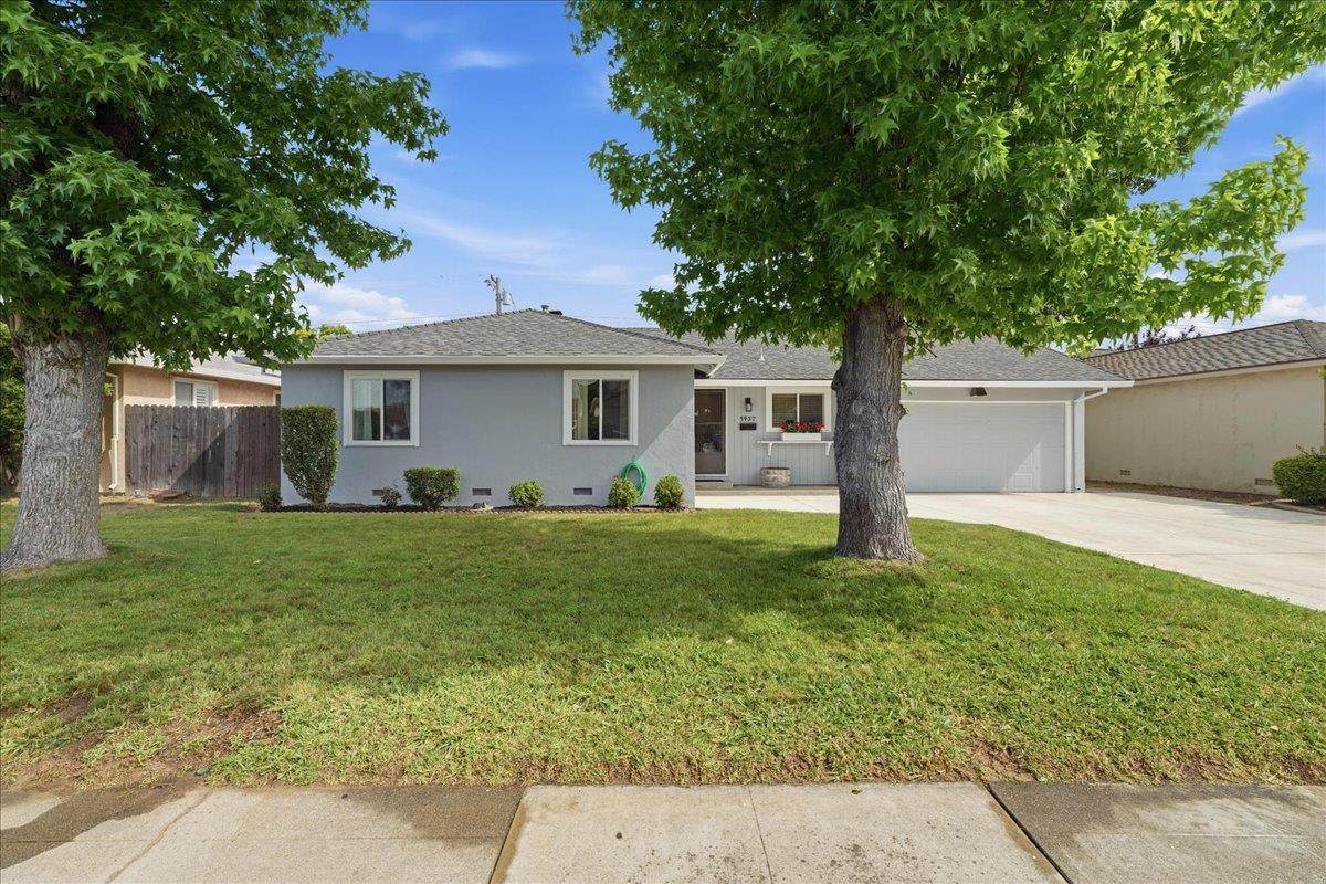 https://bt-photos.global.ssl.fastly.net/sacramento/orig_boomver_2_561063461-2.jpg