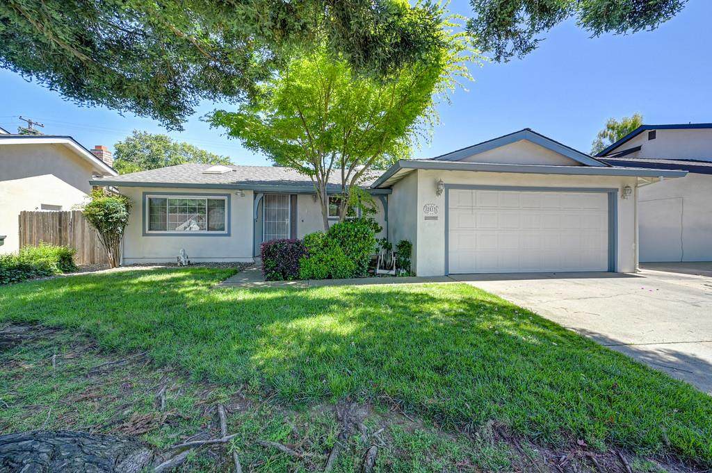 2513 Knightwood Way - Photo 1
